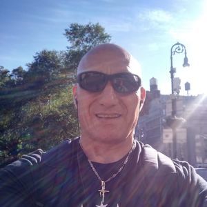 Meet your Posher, Tino